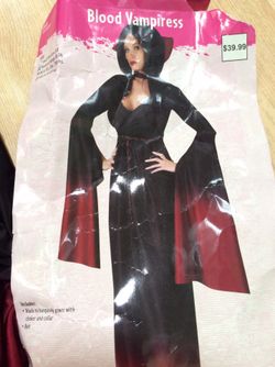 M/l blood vampiress costume