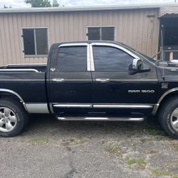 Dodge Ram 1500 4 X 4