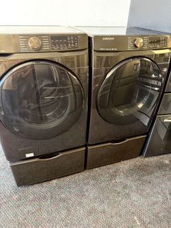 Samsung black stainless steel HE smart large capacity washer and gas dryer