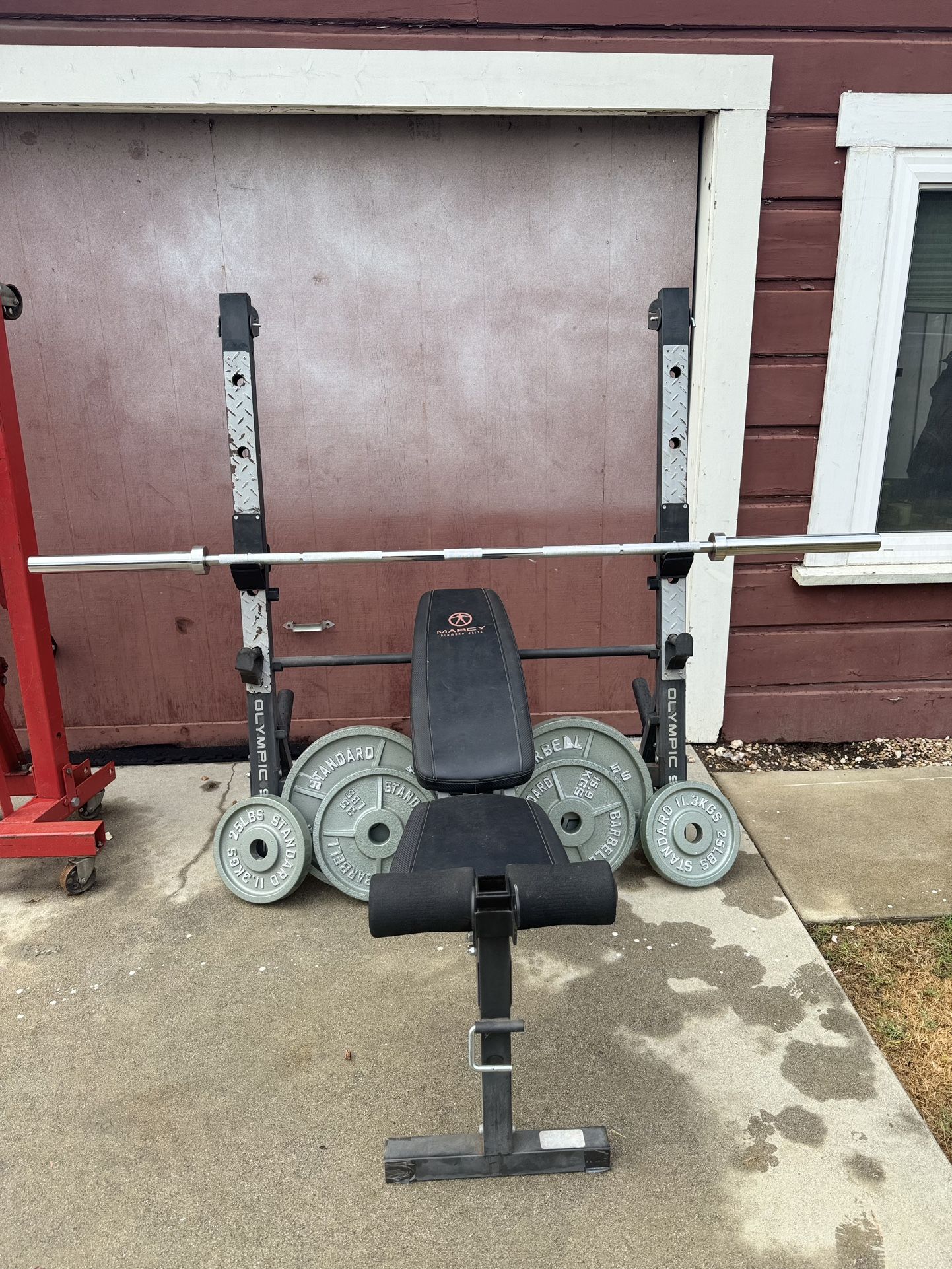 Weight Bench With Bar And Plates