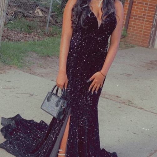 Prom Dress With Fashion Nova Heels To Match With Matching Necklace And Earrings 