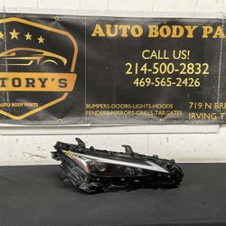LEXUS IS300 | IS350 RH HEADLIGHT 2021-2023 (ONE TAB REPAIRED)