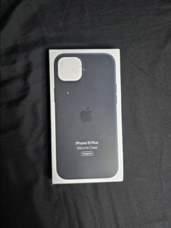 Apple iPhone 15 plus silicon case midnight color