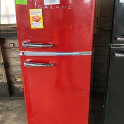 galanz refrigerator glr76trder 7.6 ft.³