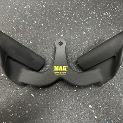 MAG grip close grip supinate