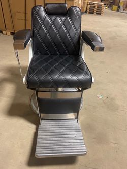 Used barber chair in good condition