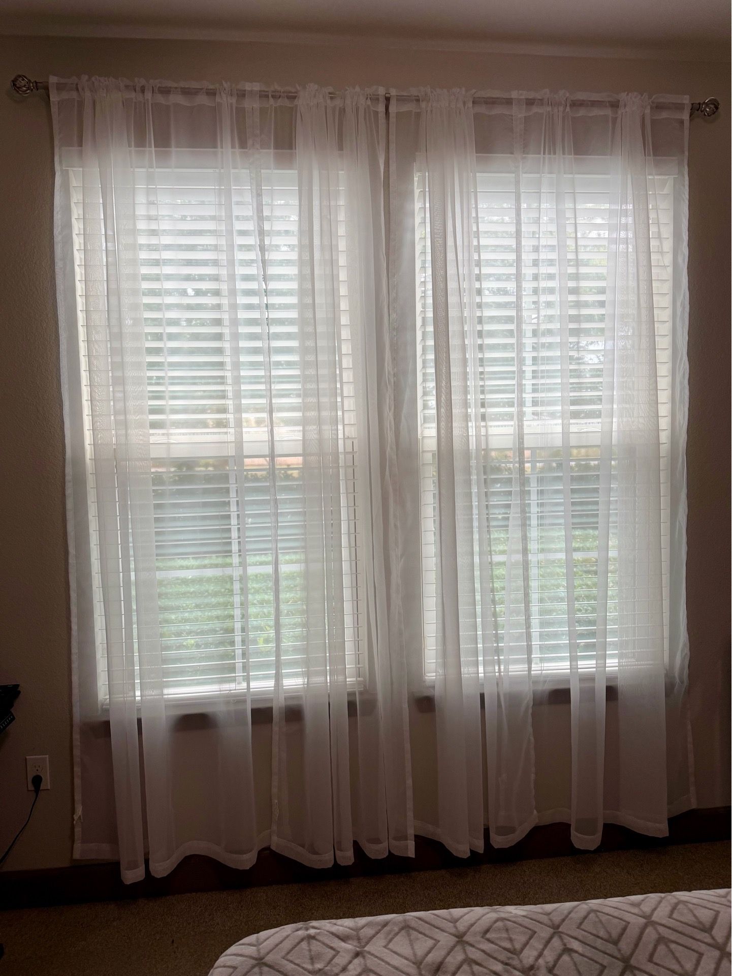 6 panels White sheer curtains