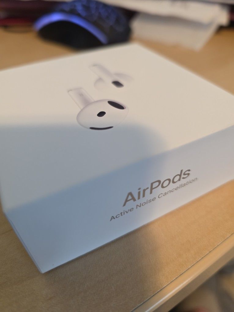 Apple AirPods 4 with Active Noise Cancellation