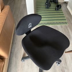 Core Chair - Tango 