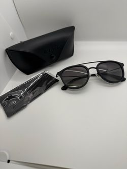 DIFF Eyewear Round Double Bridge Sunglasses