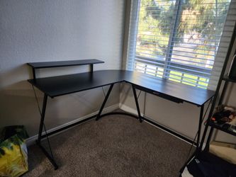 L shaped desk
