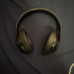 Beats studio 3s