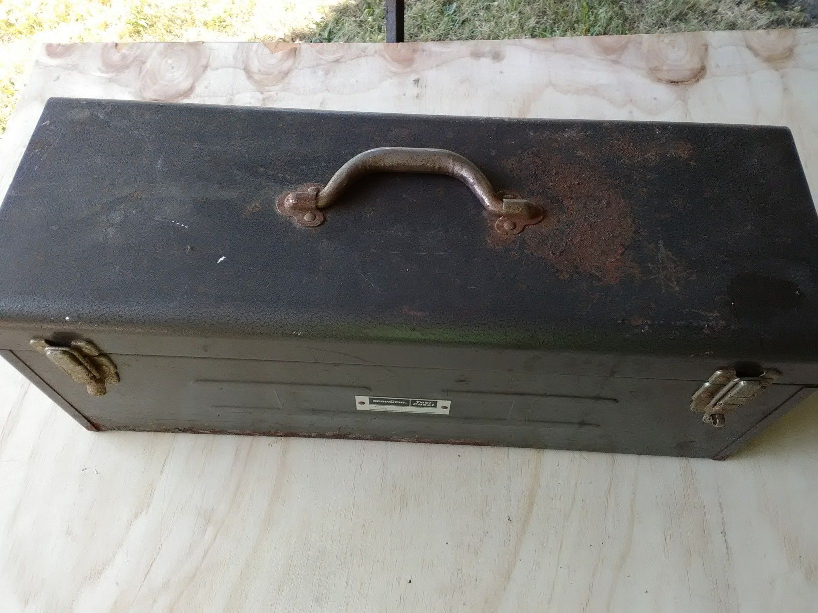 24 inch tool box