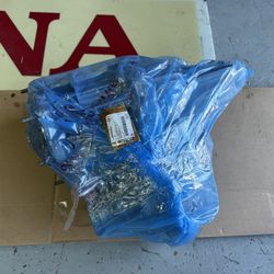 2015-2019 GMC Canyon Chevy Colorado Transfer Case F Case 2.5L  New OEM