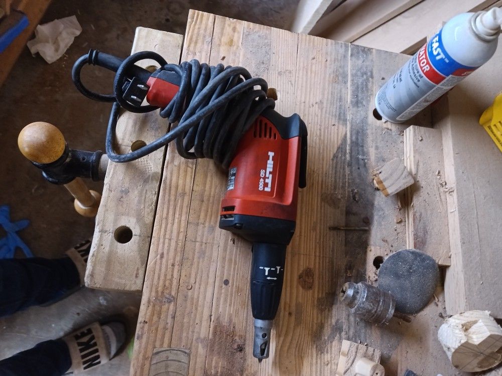 Hilti Sd4500 High Speed Drywall Screwgun