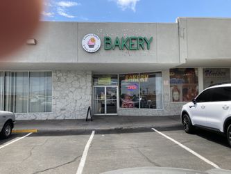 Commercial “Bakery Sign” ONLY !!! Channel Box Letters