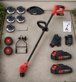 Brand new string weed / wacker / trimmer