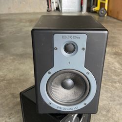 M audio BX5A free studio monitors