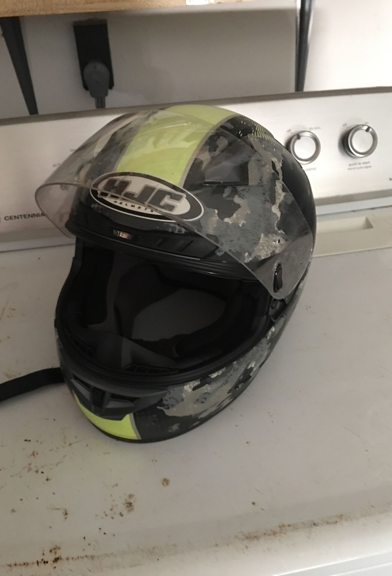 HJC motorcycle helmet size M