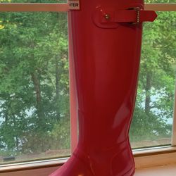 Women’s 7 Pink Hunter Rain boots 