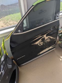 BLACK BMW X4 DRIVERS SIDE DOOR