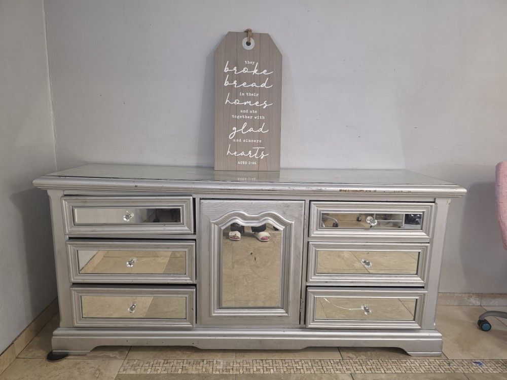 Mirror Large Dresser  Grey/ Silver