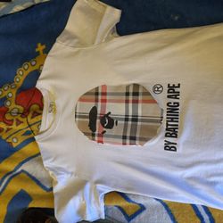 Bape Tee Size L fits like M