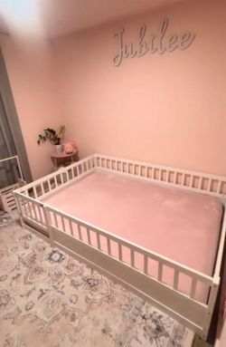 Montessori floor bed