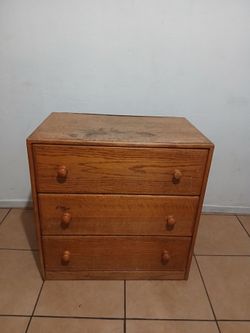 Dresser