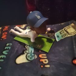 Dodgers Toys And Vintage Pink BasebalBat And Dodgers Hello Kitty 