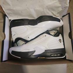 10.5 Size Jordan Max Aura 6