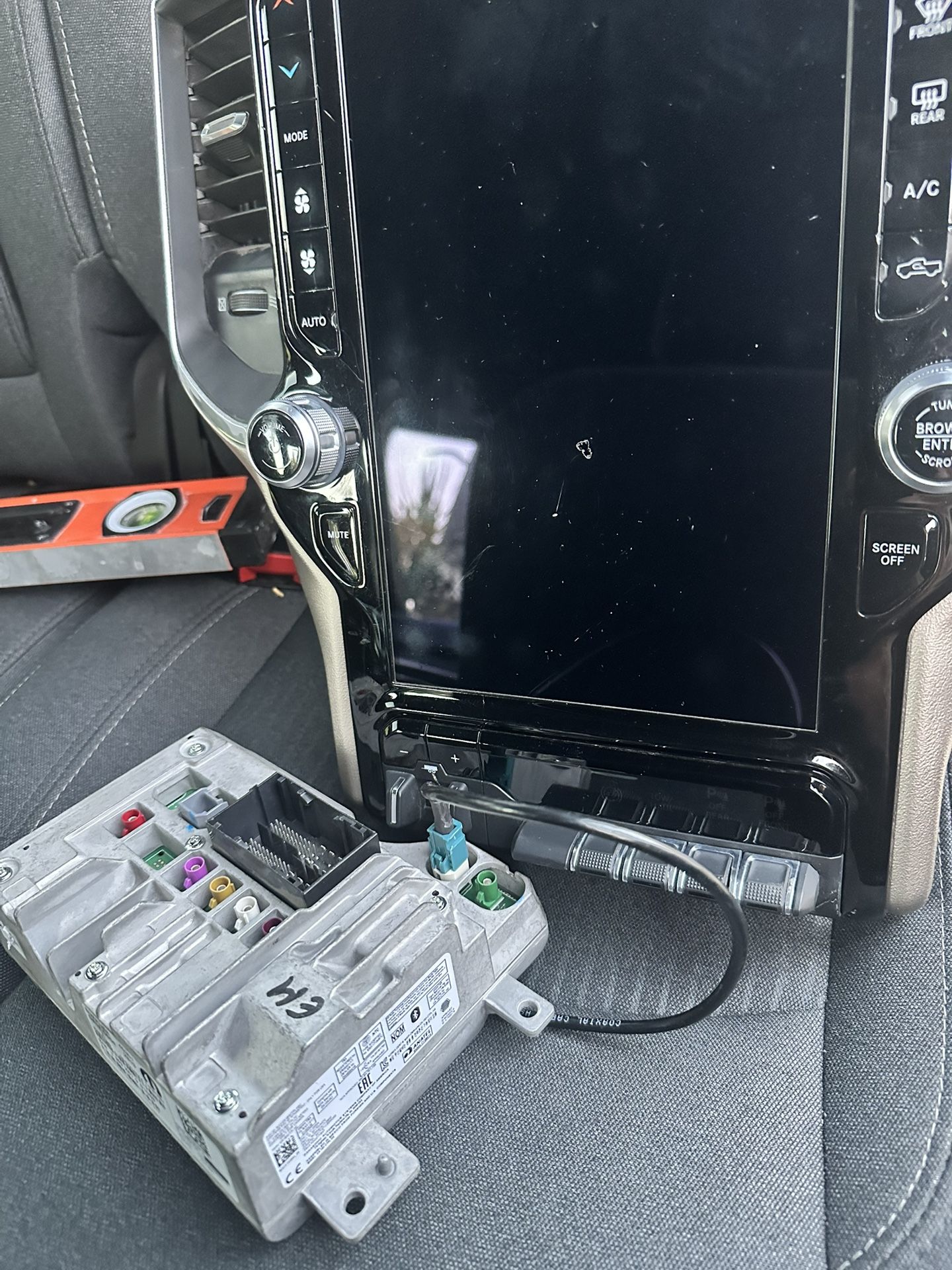 Ram 2500 12” Touch Screen Radio