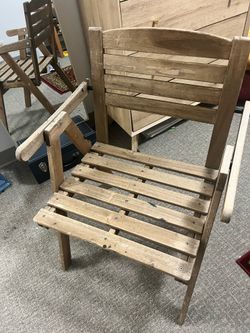 Wood chair