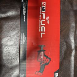 Milwaukee Hacksaw Fuel M18