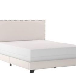Willow Nailhead Trim Upholstered Full Bed frame