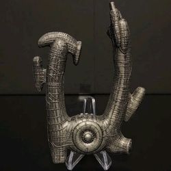 Neca Cinemachines - Alien Derelict Ship Die Cast Minature