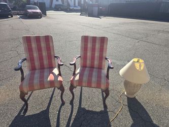 2 antique chairs and table lamp