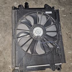 2015-2023 DODGE CHARGER CHALLENGER 3.6L 5.7L 6.2 6.4 RADIATOR COOLING FAN MODULE RADIATOR AND CONDENSER 