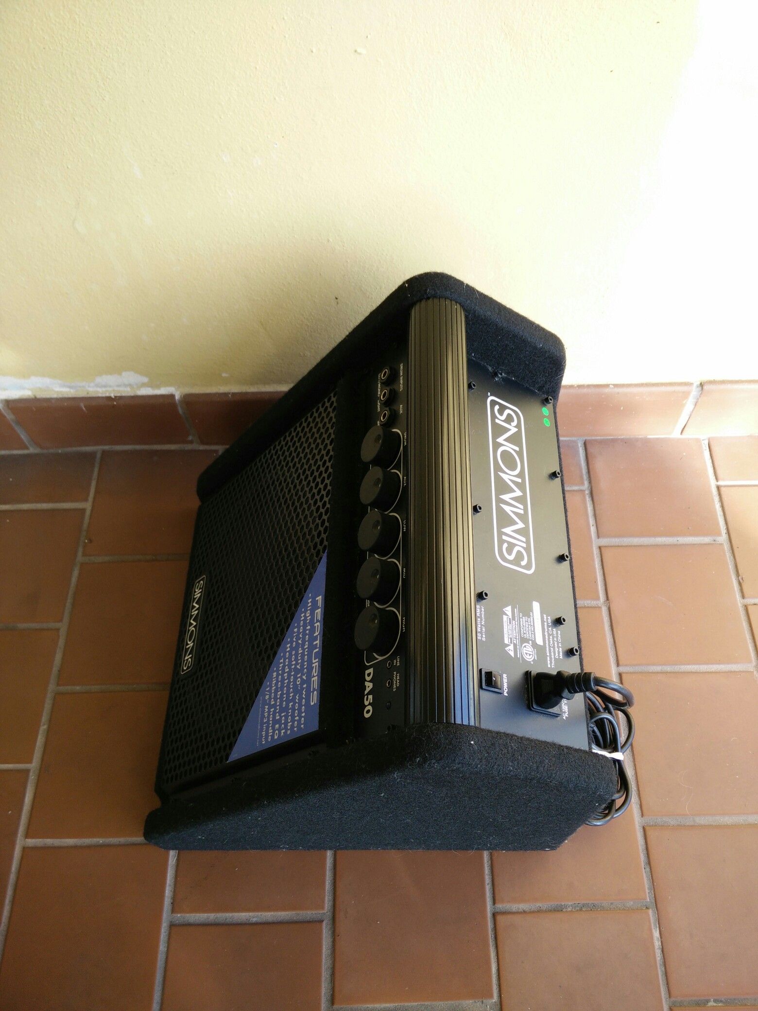 Simmons da50 electronic drum set monitor deals