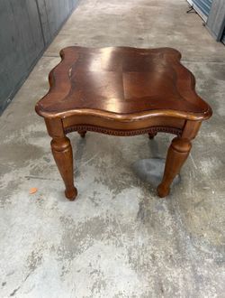 Brown end table living room coffee table