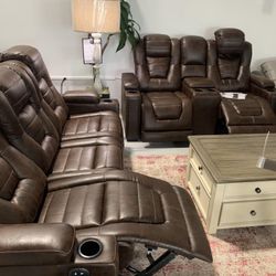 Power Reclining Living Room Set 