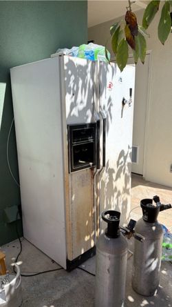 Free fridge