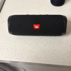 JBL Flip 5
