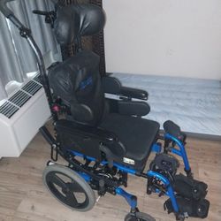 "$$60.00-Bux$$"-QUICKIE IRIS-(Blue&Black)