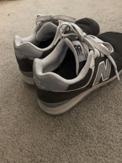 Kid’s New Balance shoes US11