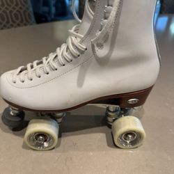 Riedell Roller Skates.. Size 7 Ladies