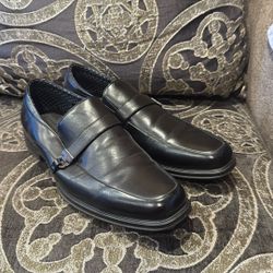 Perry Ellis Size 11  $25