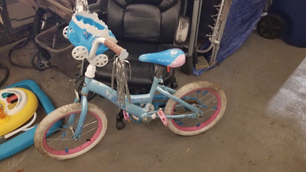 Girls bike