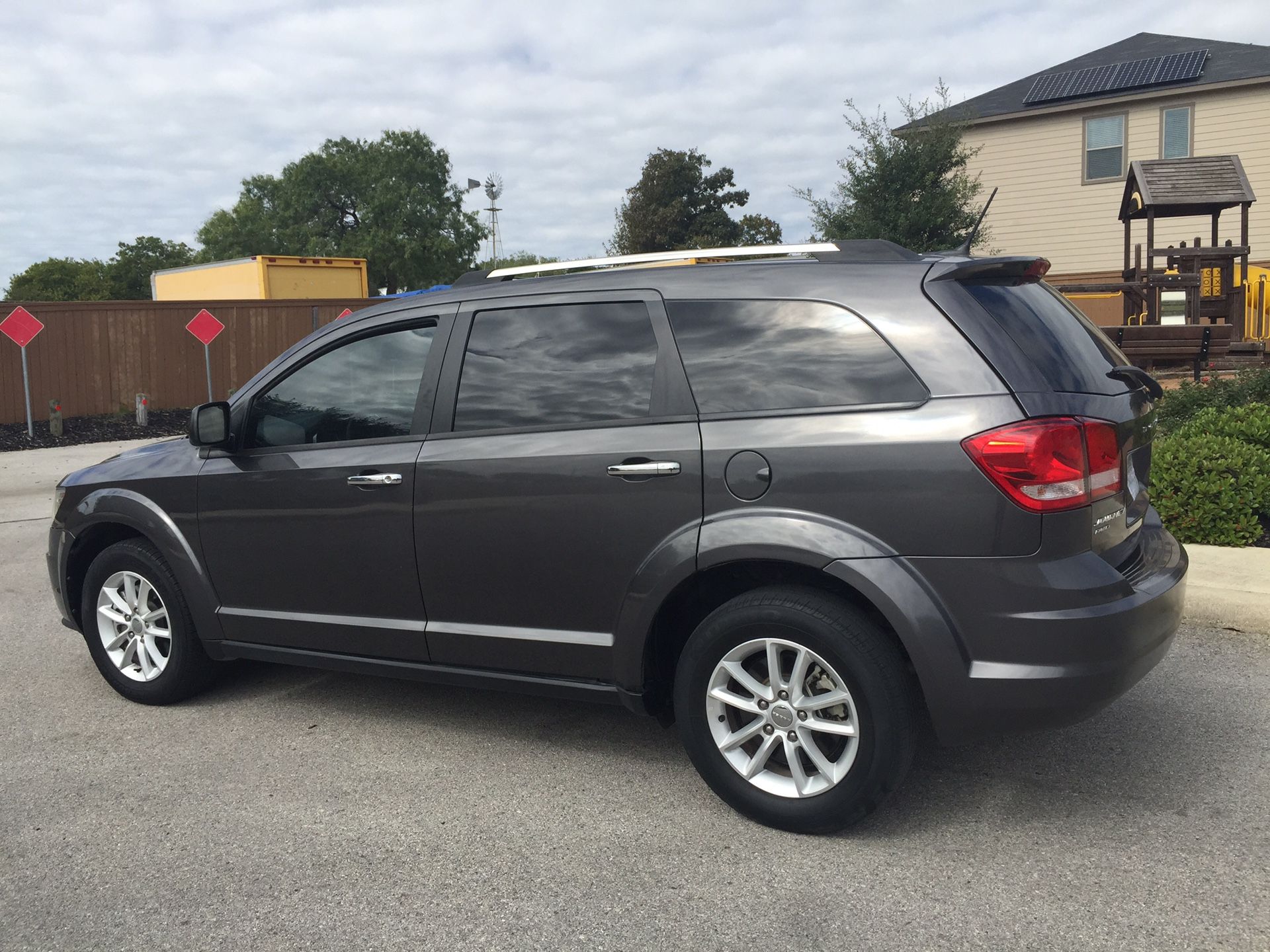 2016 Dodge Journey sxt 3row