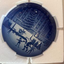 Decorative Christmas Plate Collection 